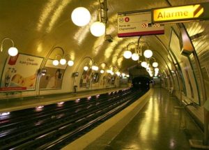 метро в Париже 