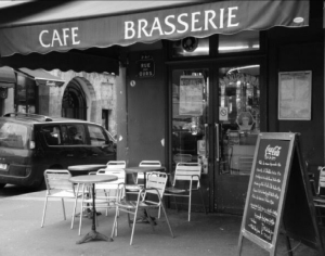 Кафе Парижа